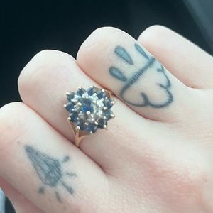 Vintage Sapphire gold ring